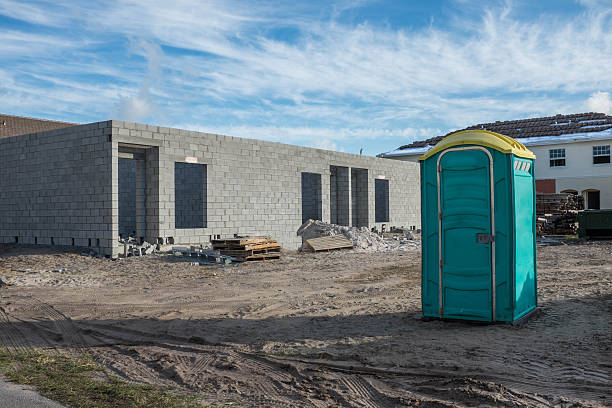 Best Affordable portable toilet rental  in Oskaloosa, KS